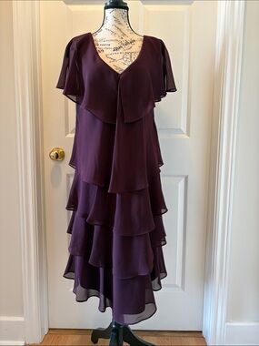 Layered V-Neck Midi Dress in Plum
